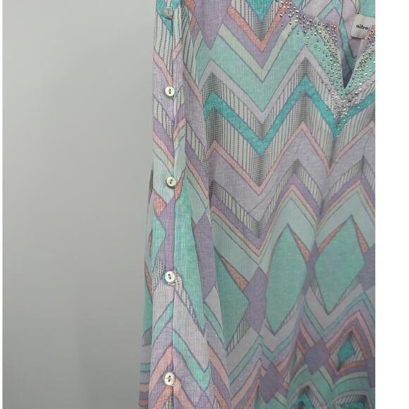 Alfred Dunner Geometric Pastel Top Size 16 Bling Neckline Lightweight 90s Boho - Picture 4 of 4